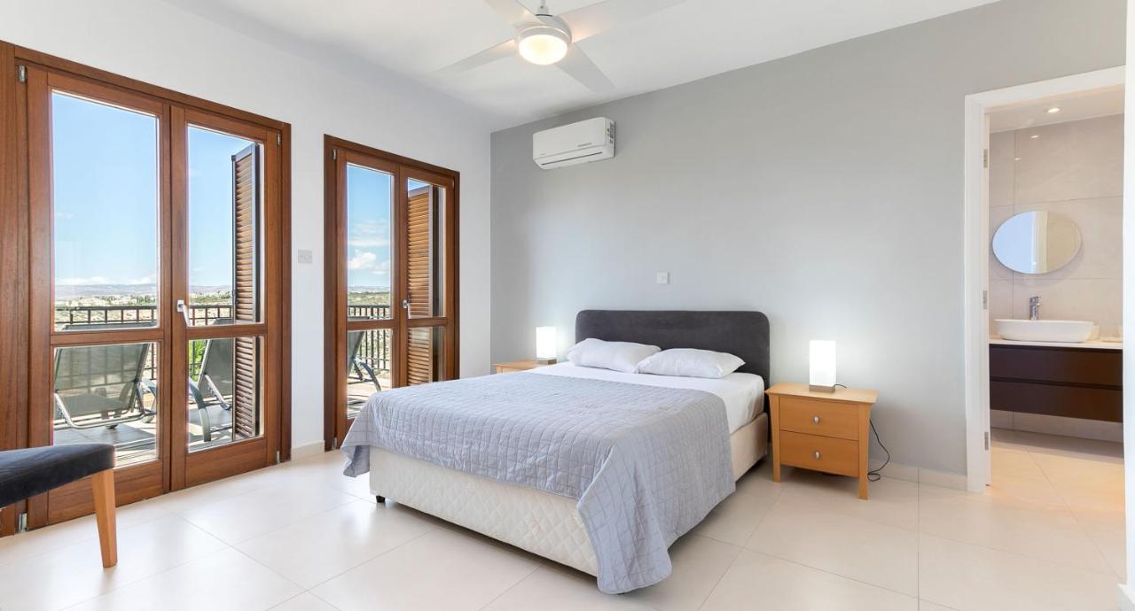 Modern Apartment Nz11 Large Balconies With Sea And Mountain Views Куклия Экстерьер фото