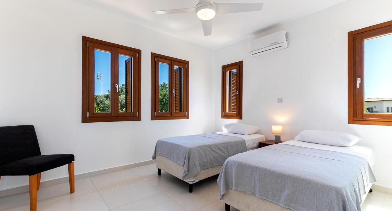 Modern Apartment Nz11 Large Balconies With Sea And Mountain Views Куклия Экстерьер фото